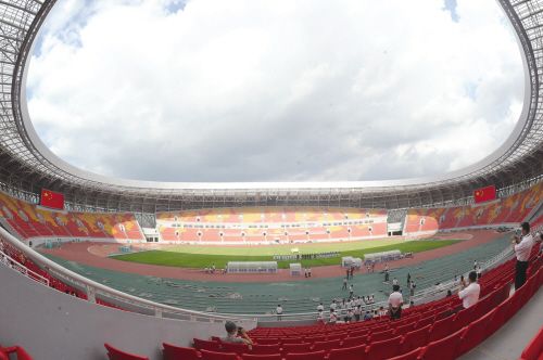 国足12强赛抽签结果公布,与阿曼、越南同组